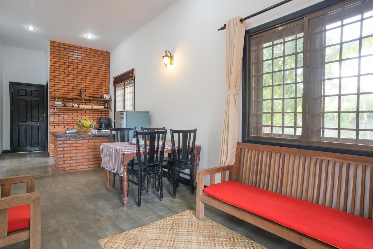 The Orientation Lodge 시엠리아프 외부 사진