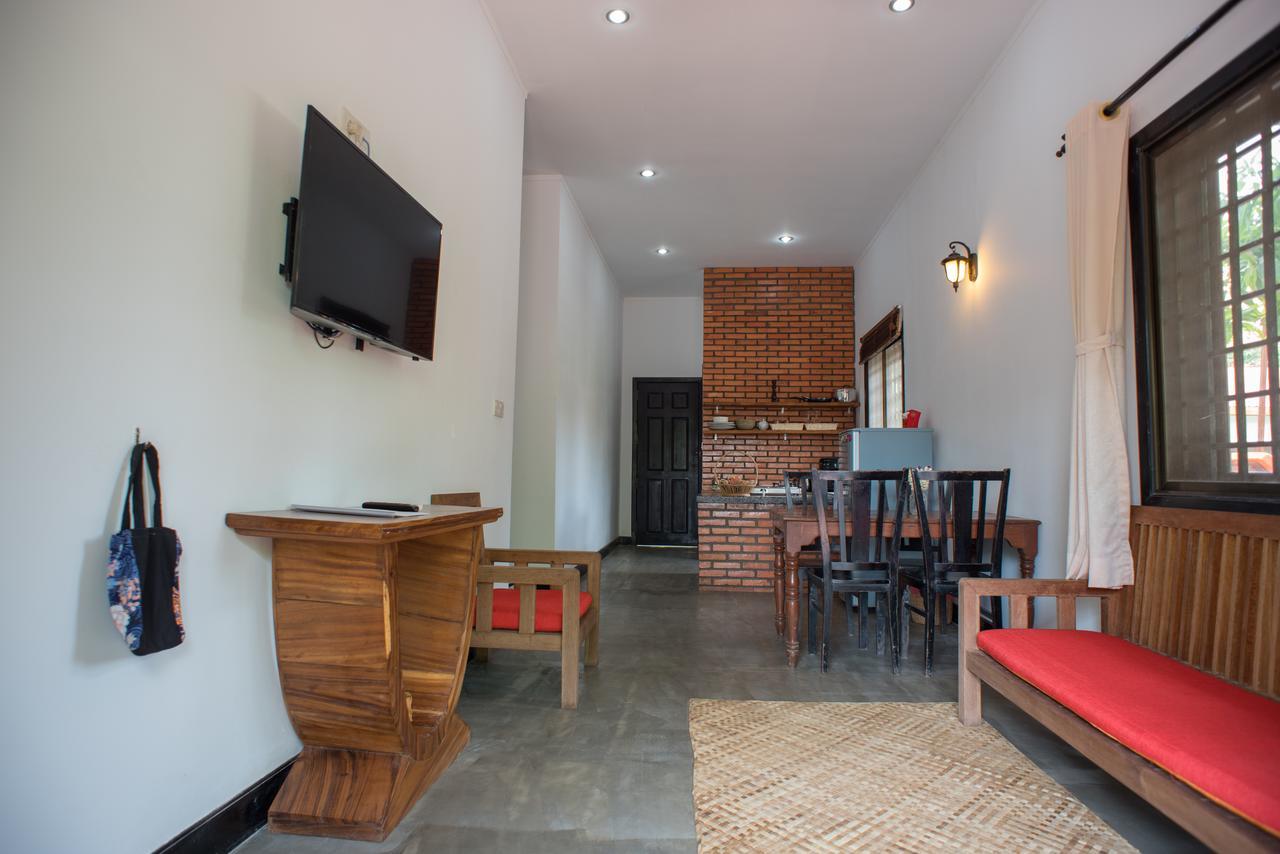 The Orientation Lodge 시엠리아프 외부 사진